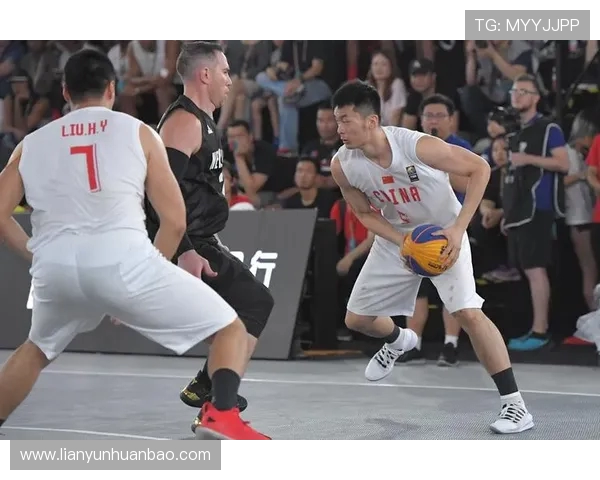 赛后分析:上海篮球队与广州篮球队的比赛节奏与战术对比探讨 赛后分析:上海篮球队与广州篮球队的比赛节奏与战术对比探讨