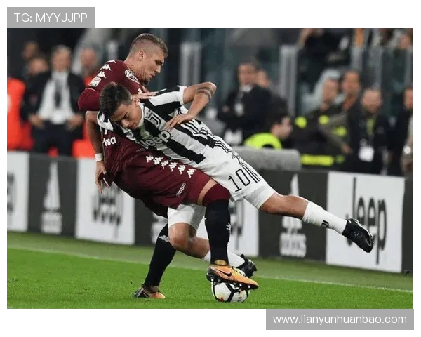 AC米兰与都灵激战正酣双方鏖战90分钟最终战平的精彩回顾 AC米兰与都灵激战正酣双方鏖战90分钟最终战平的精彩回顾