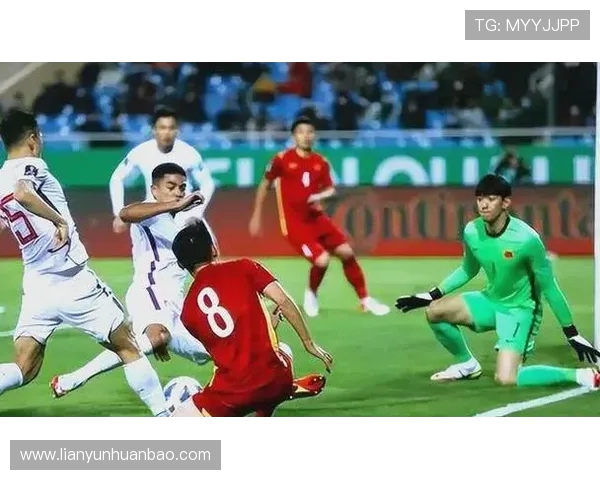 卡塔尔与中国队在12强赛的激烈对决分析与赛后点评