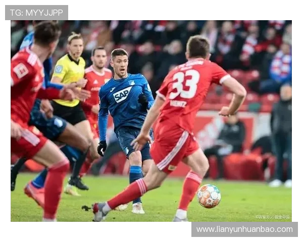 谢菲尔德星期三迎战强敌全力争胜展现球队风采